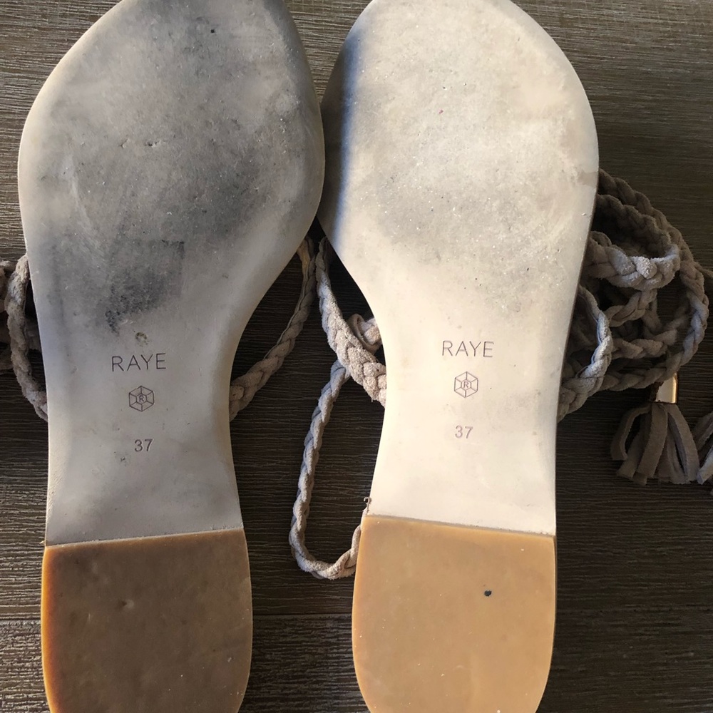 Raye Sandal - Picture 4 of 8